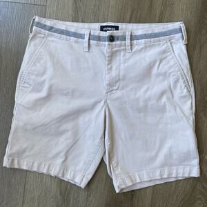 Express Slim Fit Shorts Men 31 Tan 8" Inseam Pockets